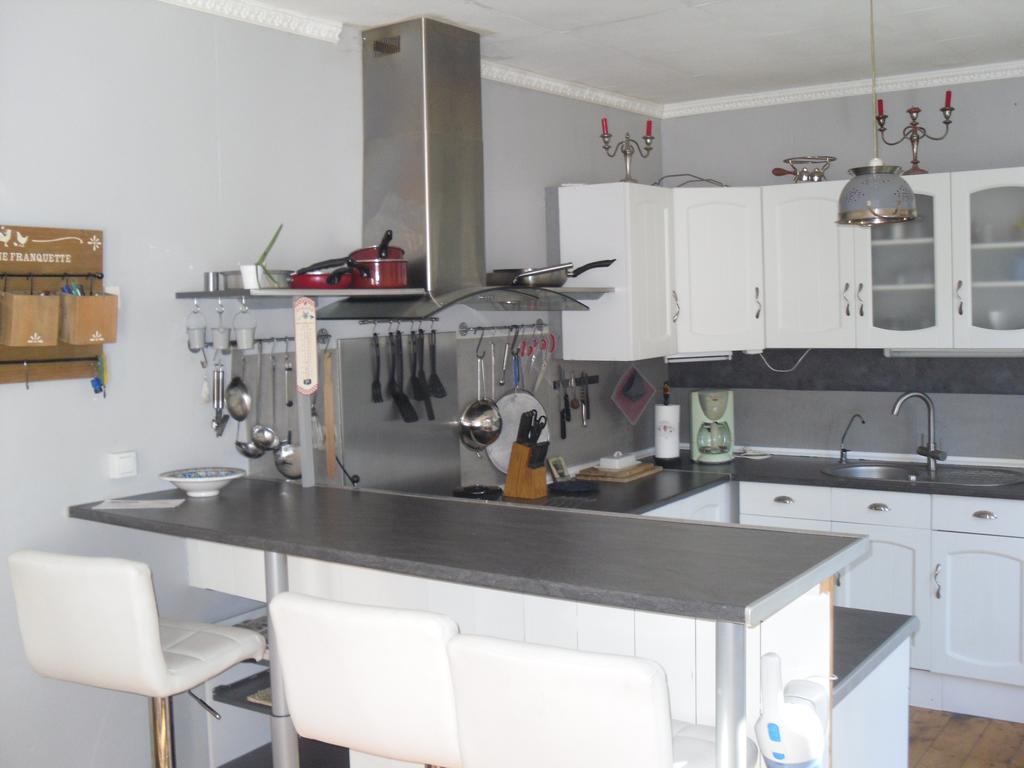 Appartement La Loob Gites De Daumesnil Etage Morlaix Værelse billede